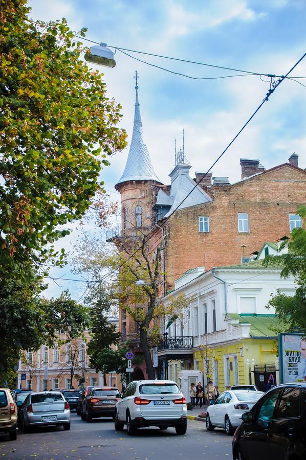 Golden Globus Hostel Kyiv Exterior foto